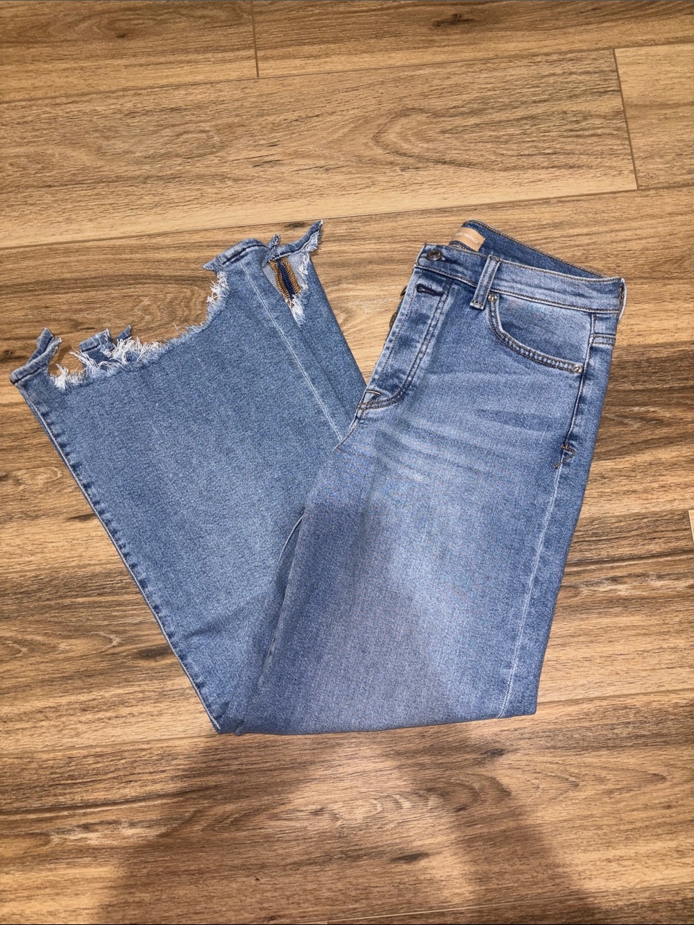 7 For All Mankind Light Blue Ankle Crop Jeans with Distressed Hem